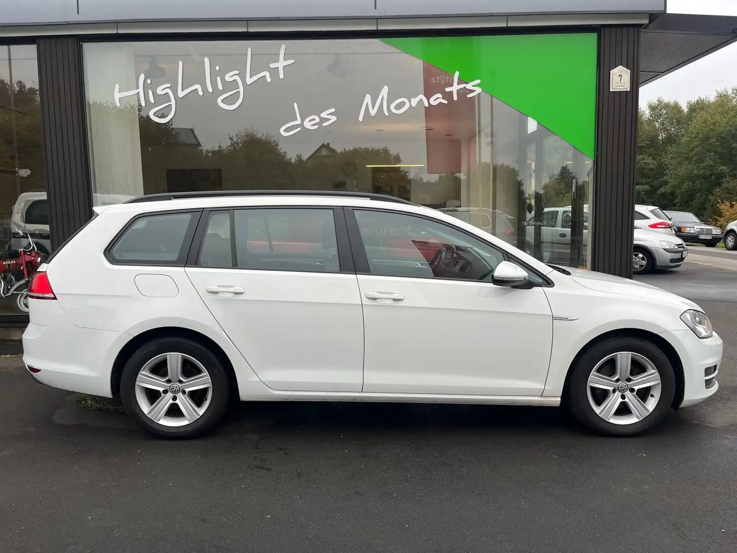 Volkswagen Golf VII Variant Comfortline BlueMotion CNG Weiß - 2
