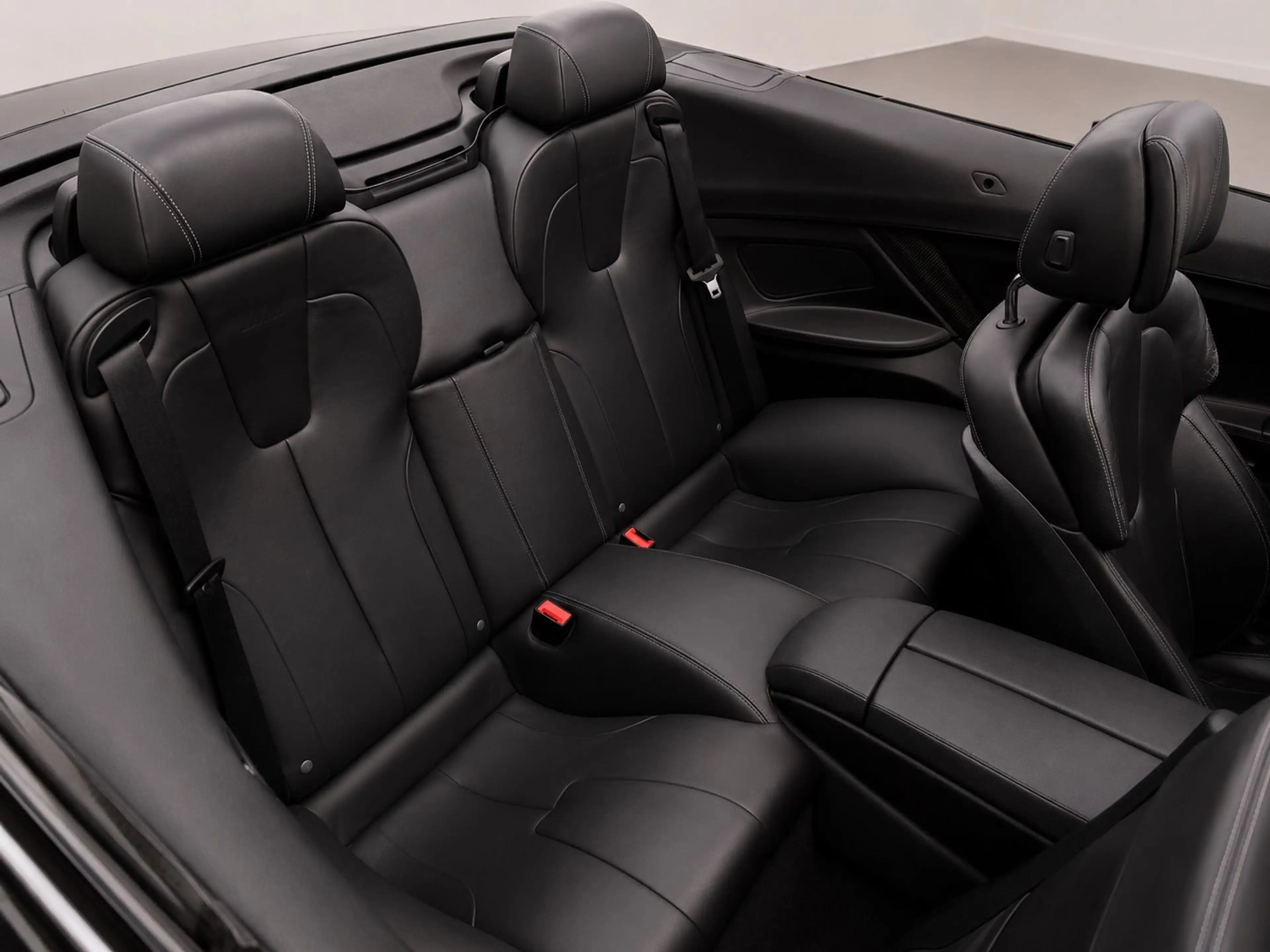 BMW M6 Cabrio Competition — photo 11