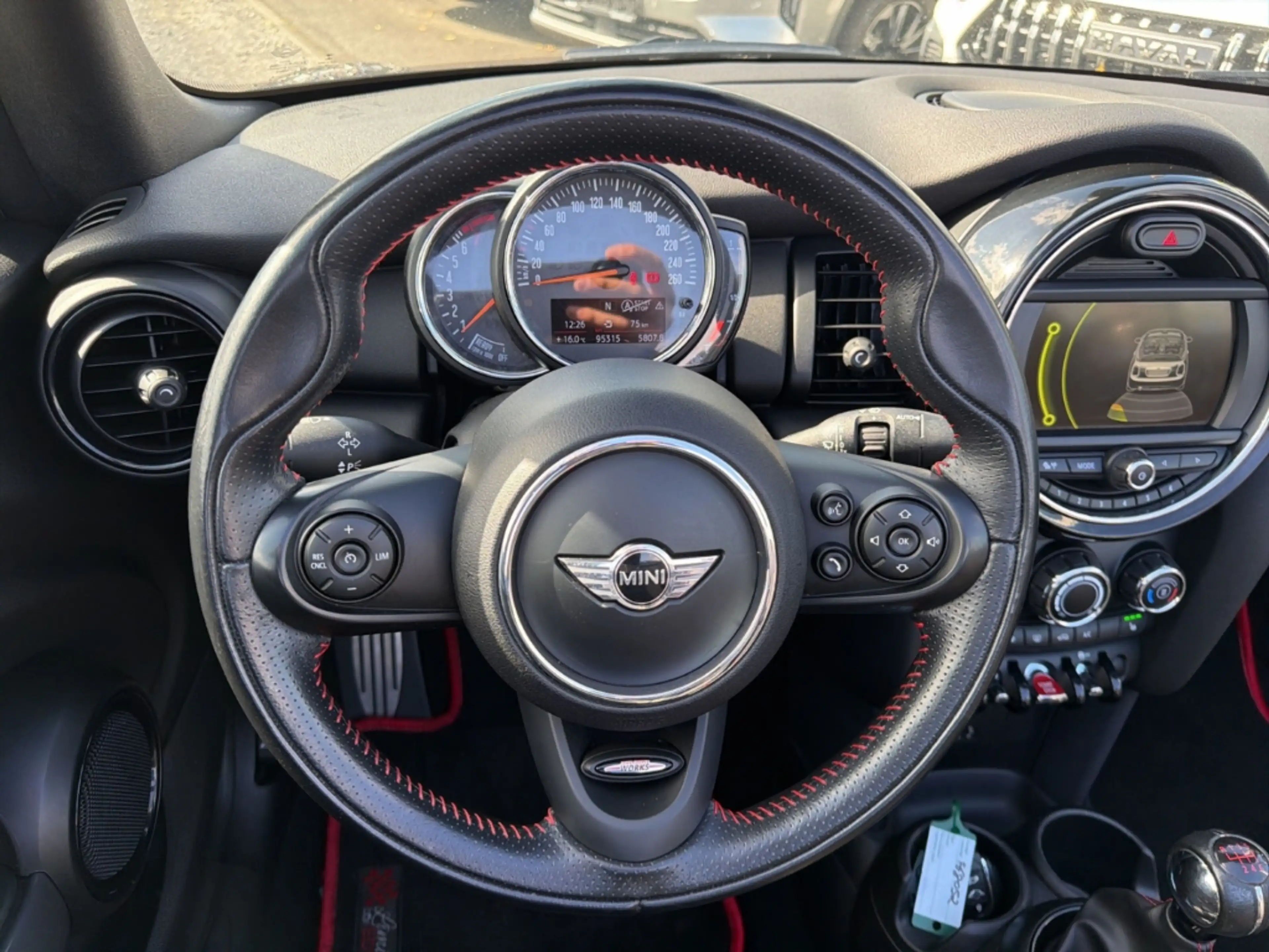 MINI One One Cabrio 1.5 Klima Sitzh. Navi DAB PDC — photo 11