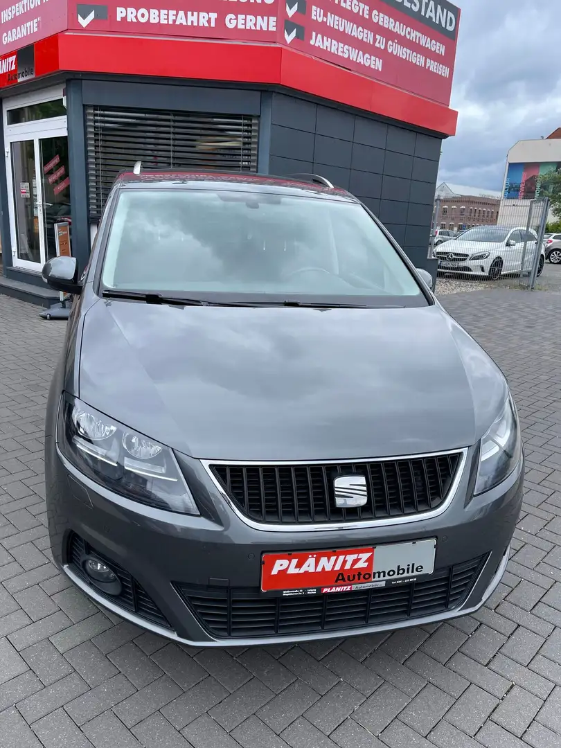 SEAT Alhambra I-Tech/ 7-Sitze/Tempomat/Bluetooth/DAB/Kamera/Navi Grau - 2
