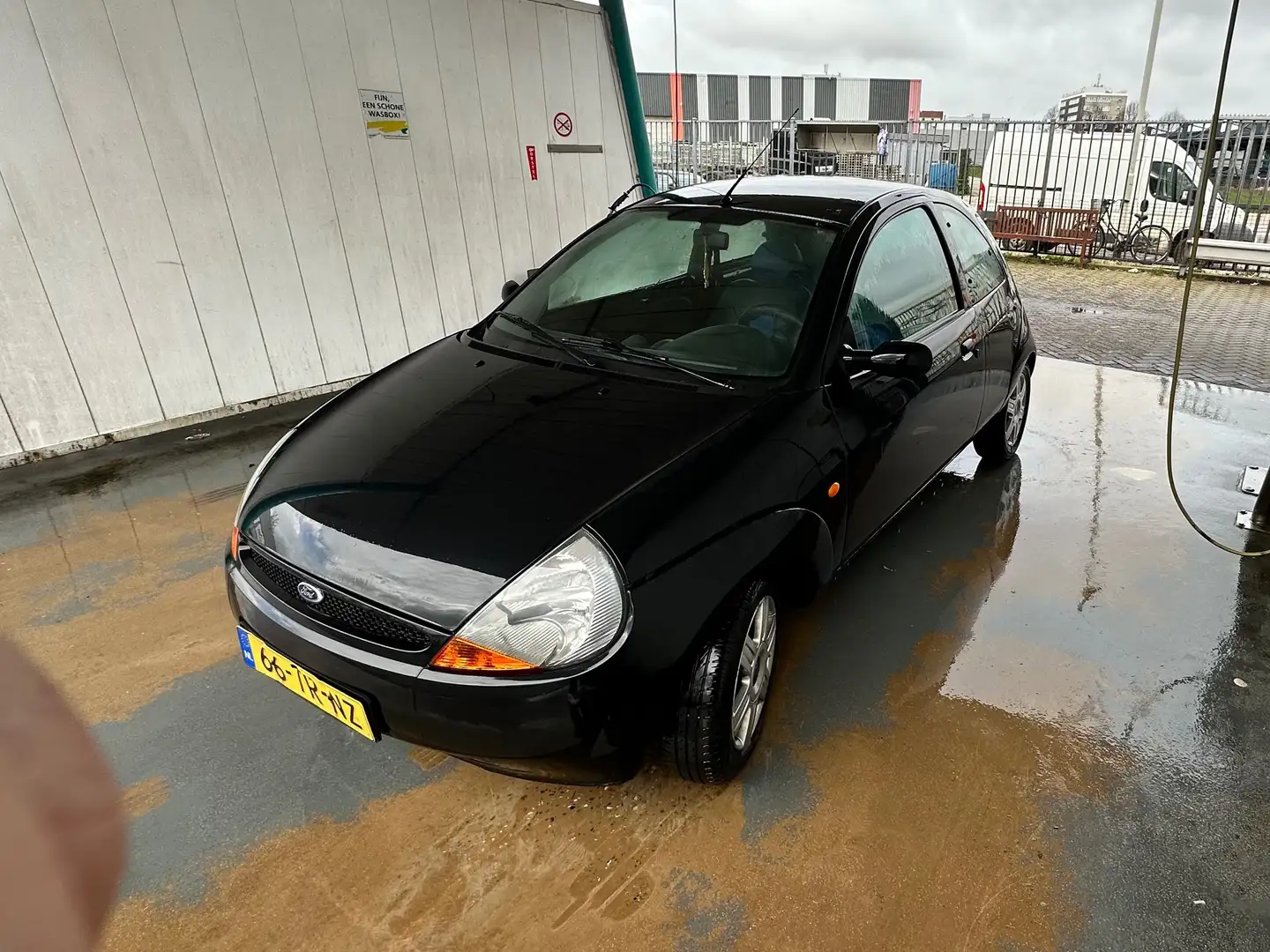 Ford Ka/Ka+ 1.3 Collection Schwarz - 2