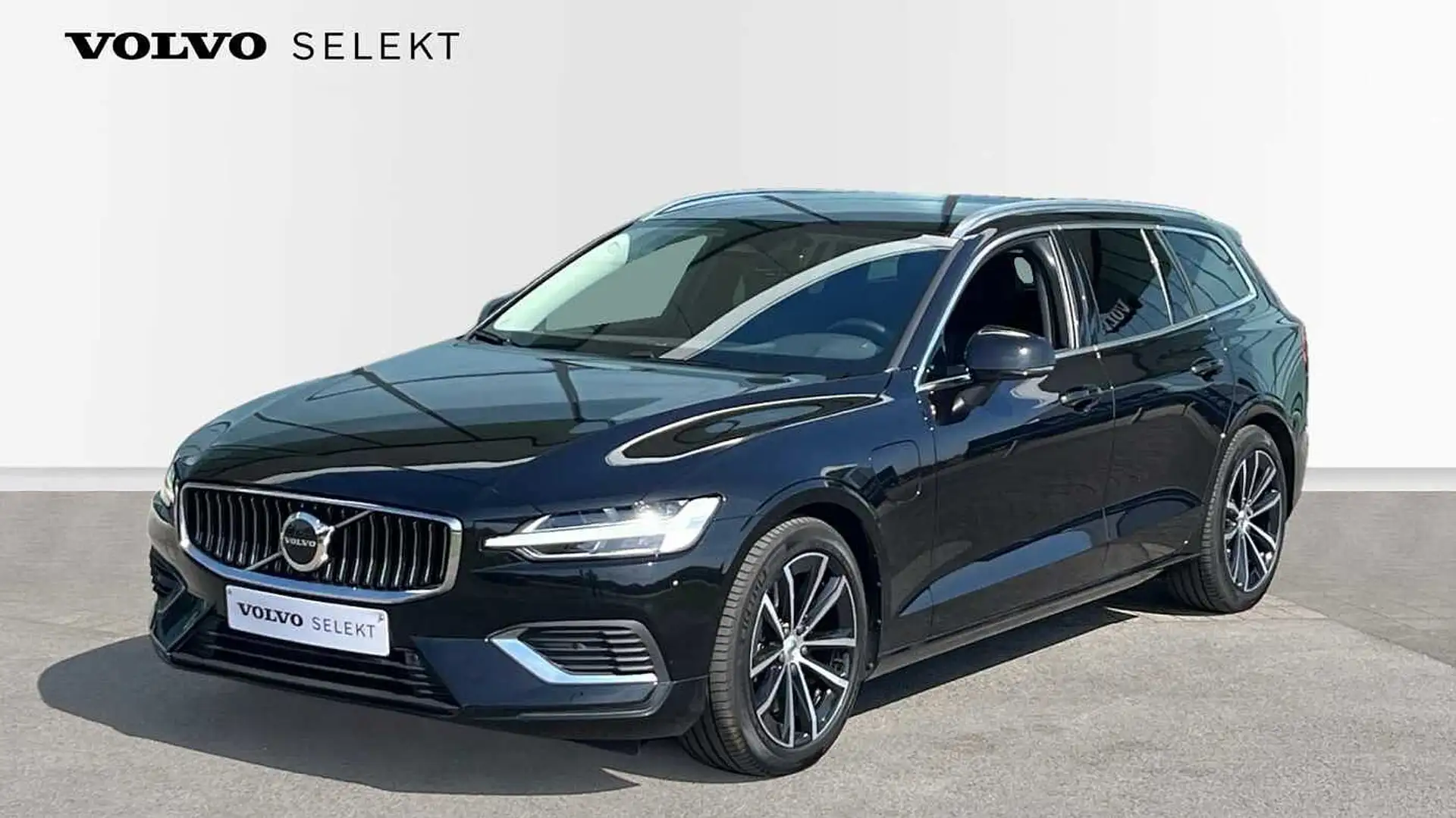 Volvo V60 Core Bright T6 AWD Plug-in hybride | Adapt Cruise Noir - 1