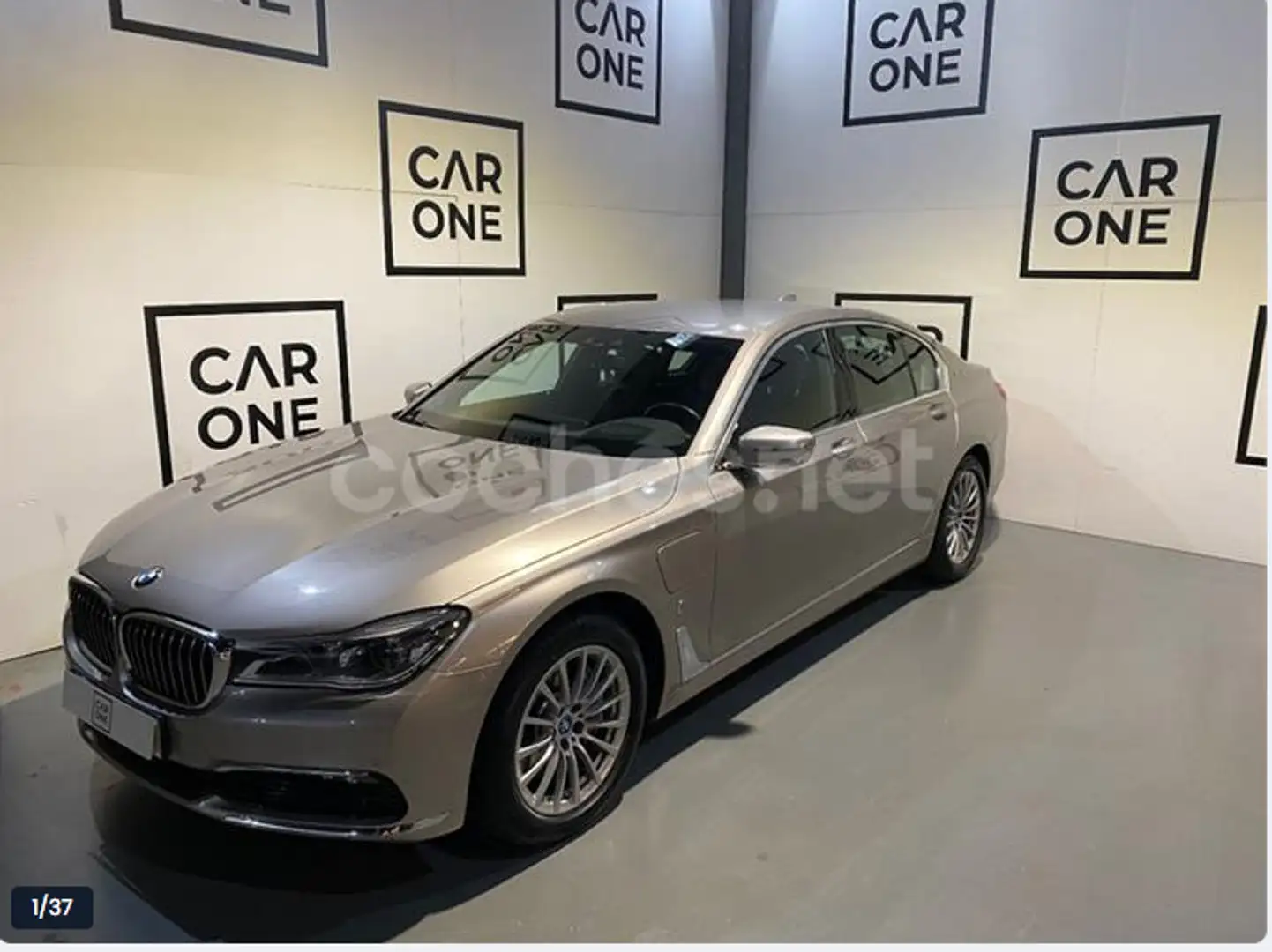 BMW 740 740e iPerformance Grau - 1