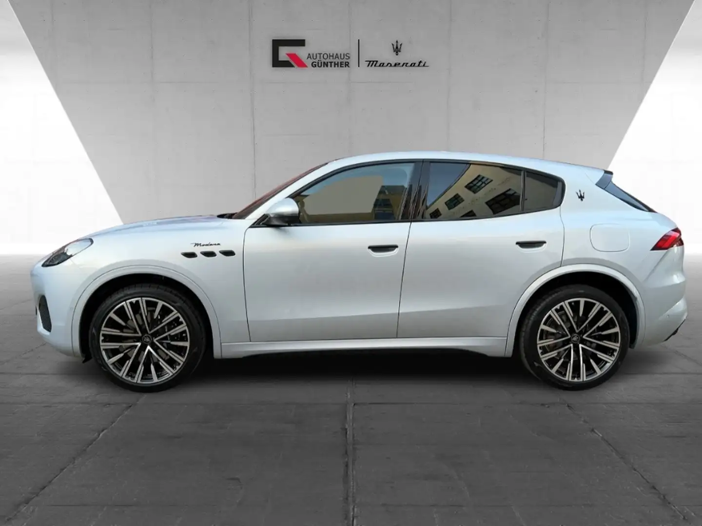 Maserati Grecale Modena MHEV Pano-Premium Leather-360-21 Zoll-5.J G Weiß - 2