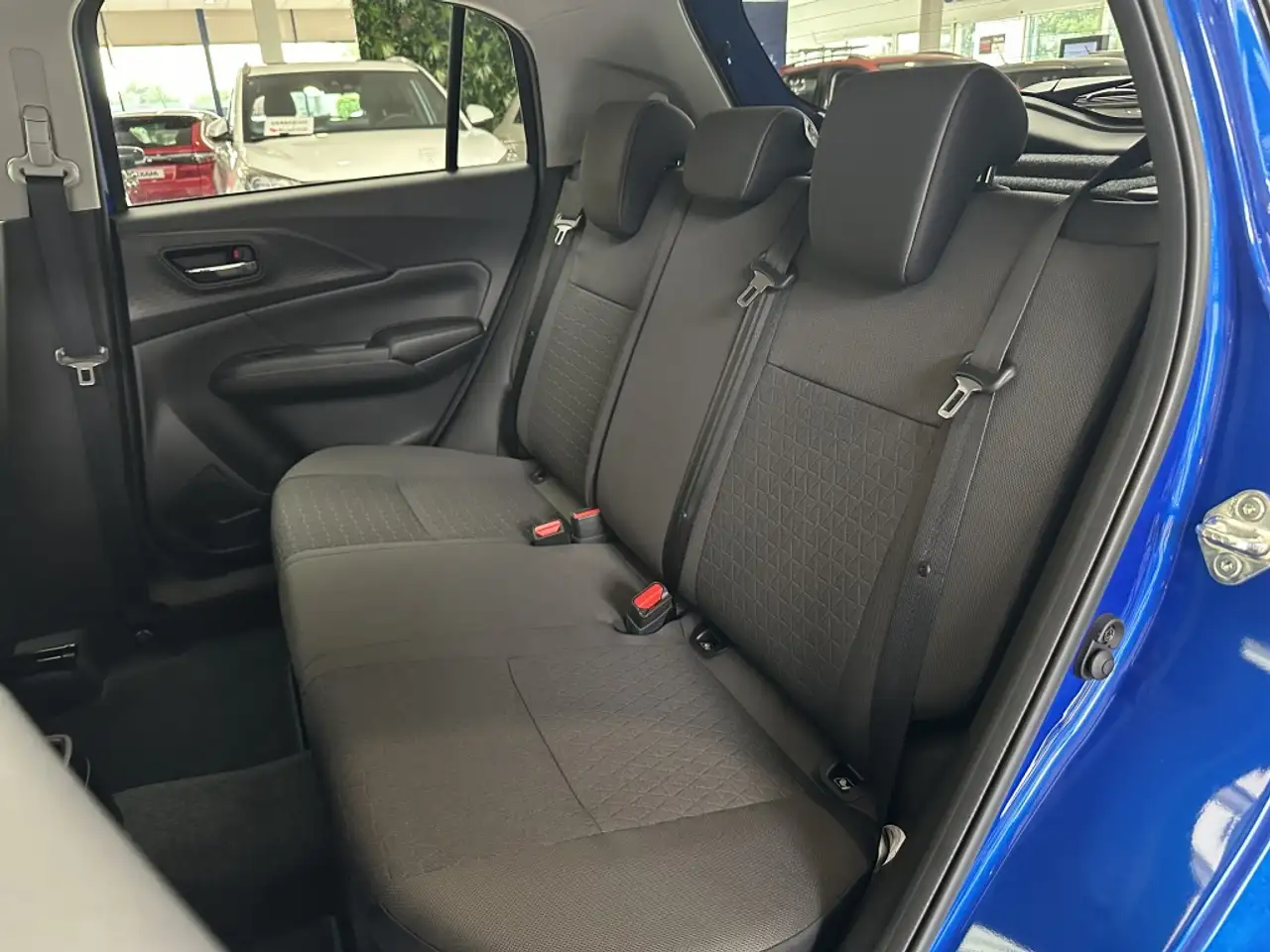Suzuki Swift 2025 — фото 6