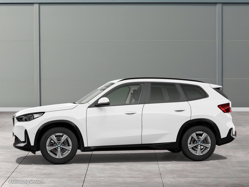 BMW X1 xDrive23i AHK AdaptLED Tempomat SH Kamera 1VB — photo 5
