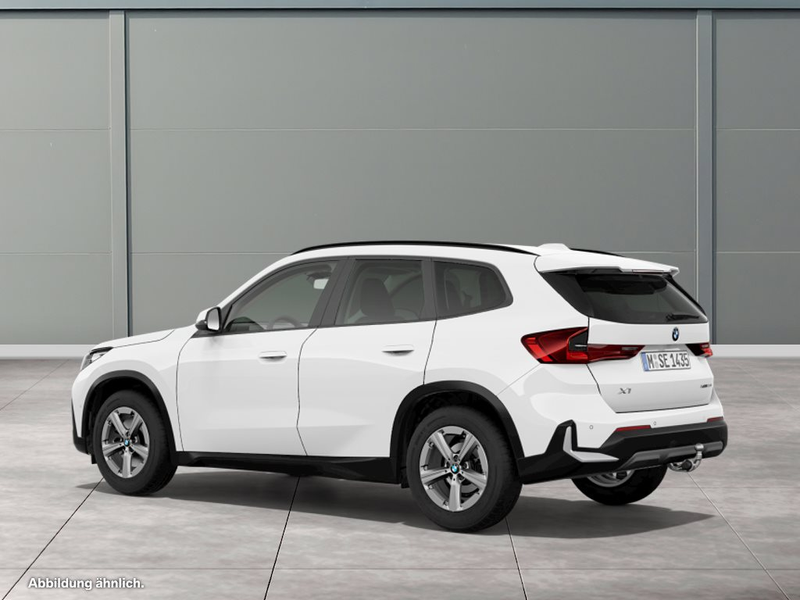 BMW X1 xDrive23i AHK AdaptLED Tempomat SH Kamera 1VB — photo 7