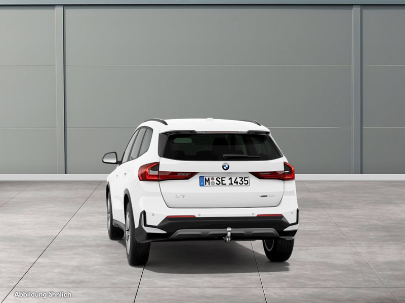 BMW X1 xDrive23i AHK AdaptLED Tempomat SH Kamera 1VB — photo 8
