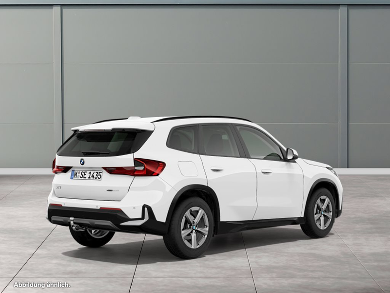 BMW X1 xDrive23i AHK AdaptLED Tempomat SH Kamera 1VB — photo 2