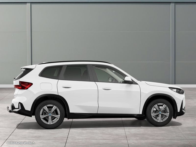 BMW X1 xDrive23i AHK AdaptLED Tempomat SH Kamera 1VB — photo 9