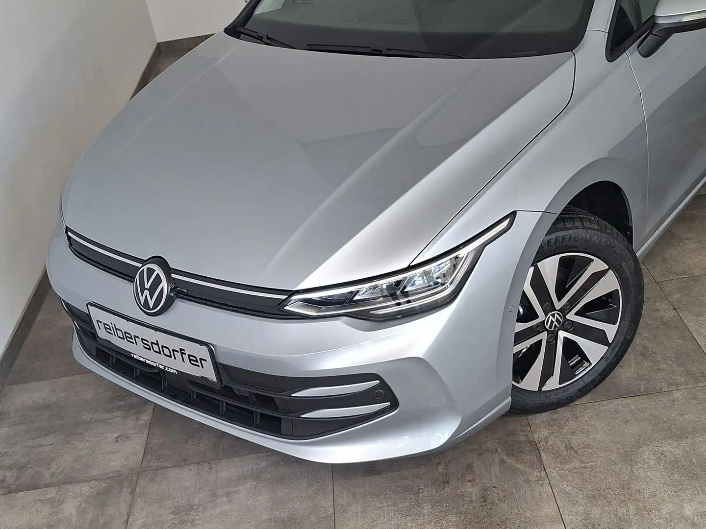 Volkswagen Golf Variant Business TSI Silber - 2