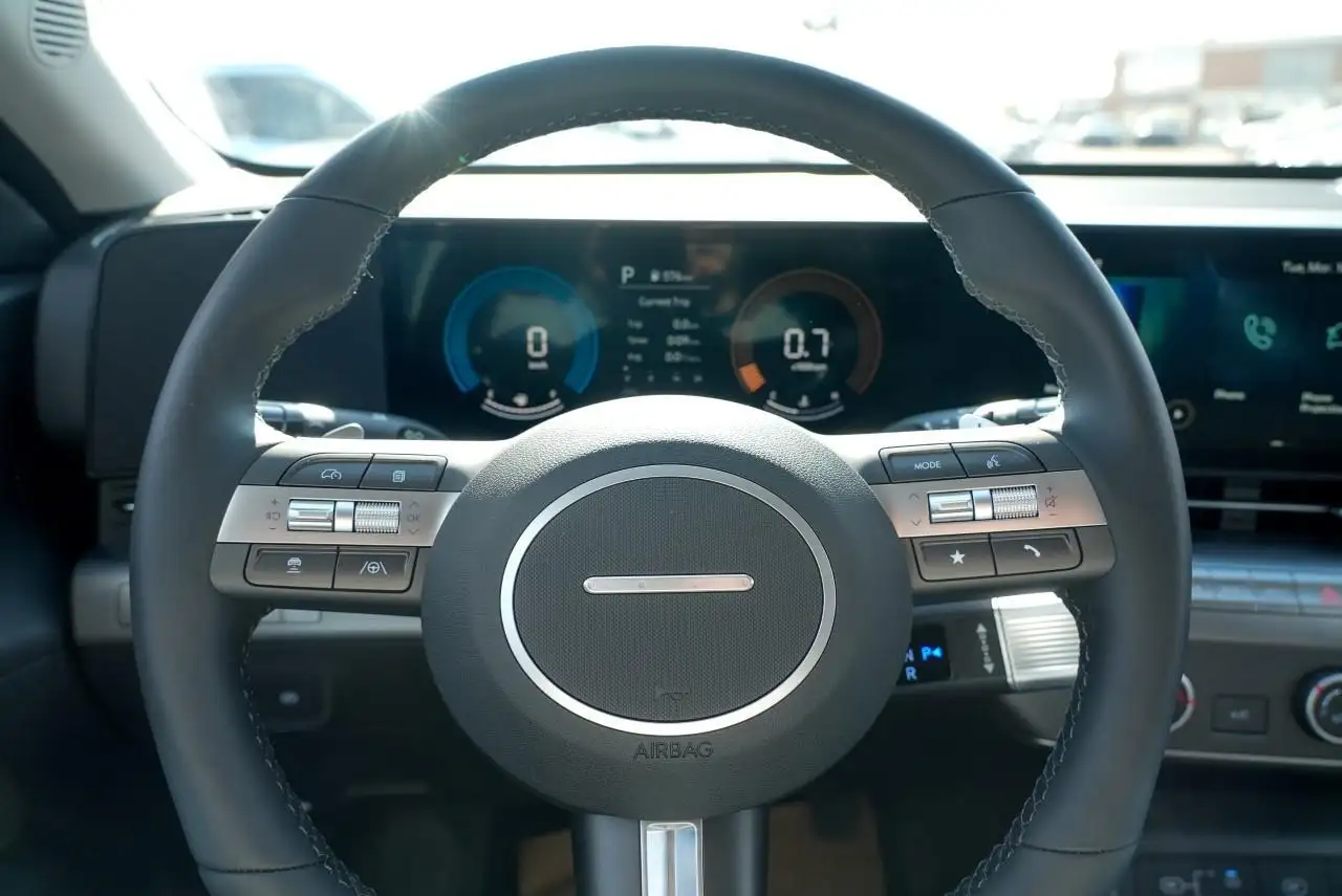 Hyundai KONA снимка Hyundai KONA