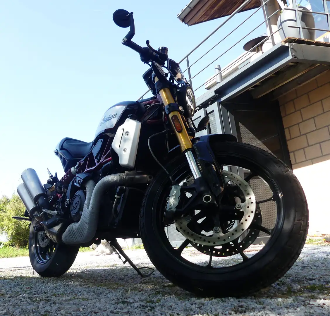Indian FTR 1200 Moto Indian FTR 1200s race replica 3850km 09/2019 - 1
