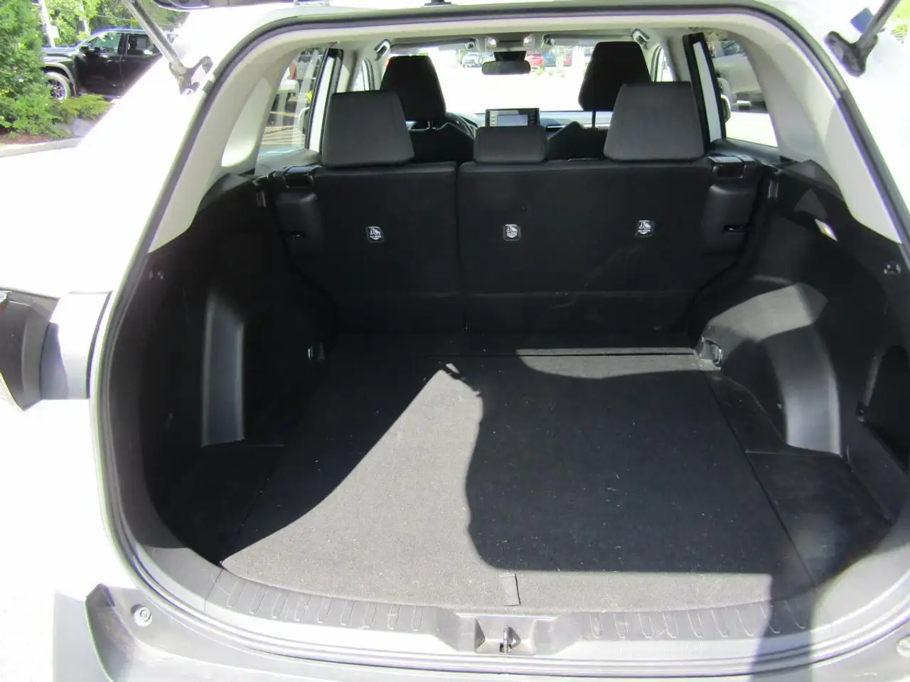 Toyota RAV 4 photo Toyota RAV 4