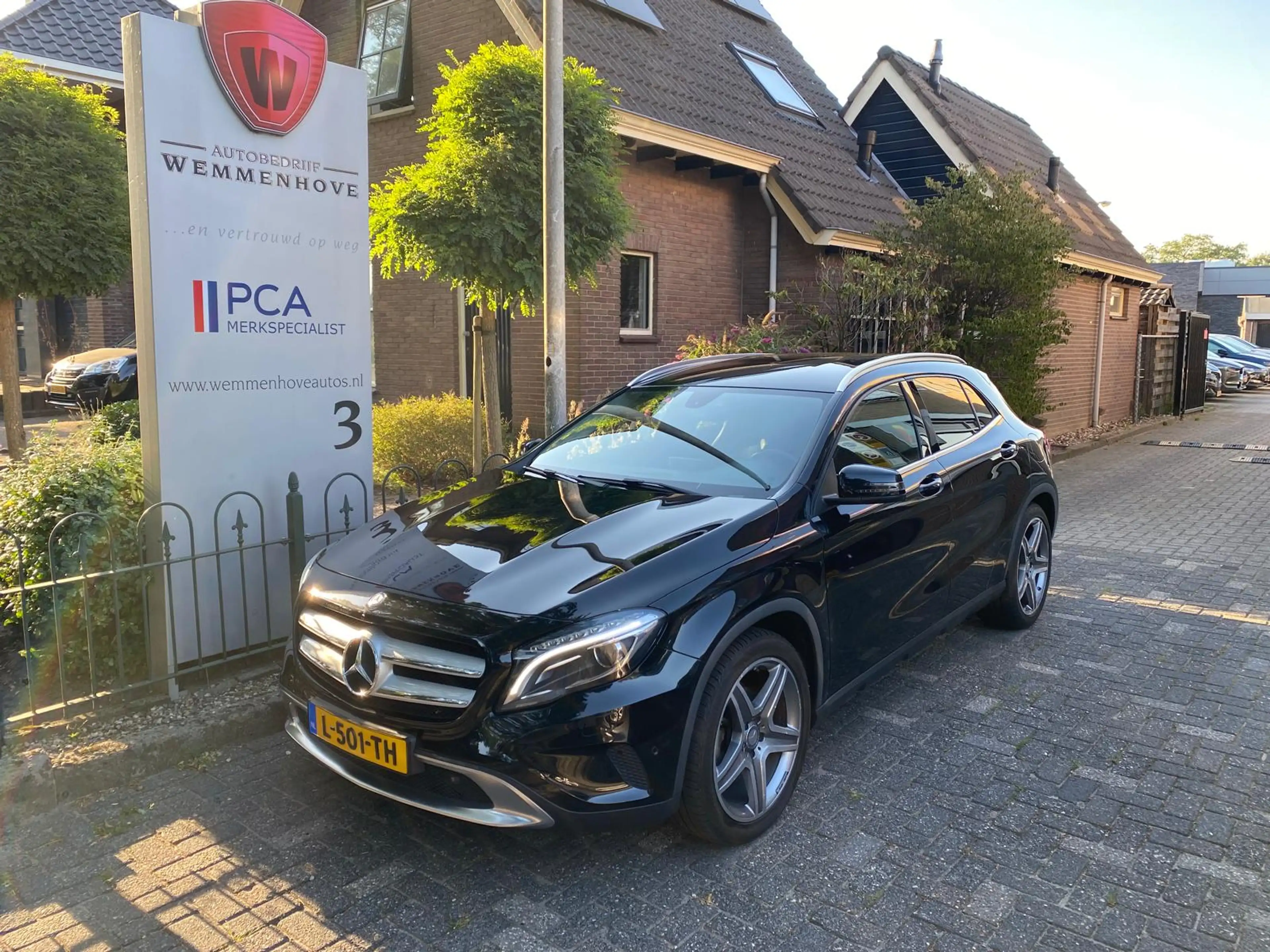 Mercedes-Benz GLA 200 Ambition — photo 4