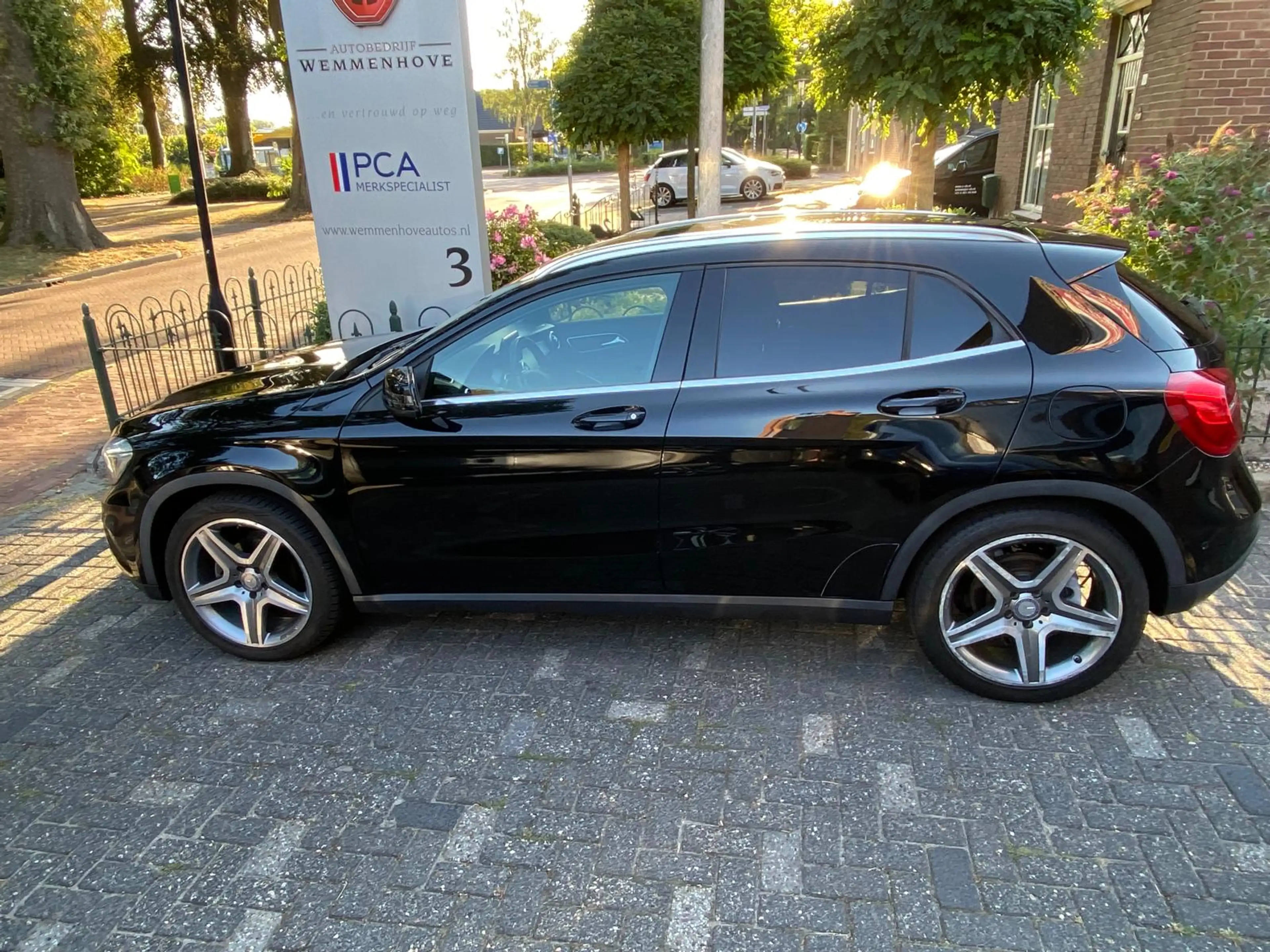 Mercedes-Benz GLA 200 Ambition — photo 7