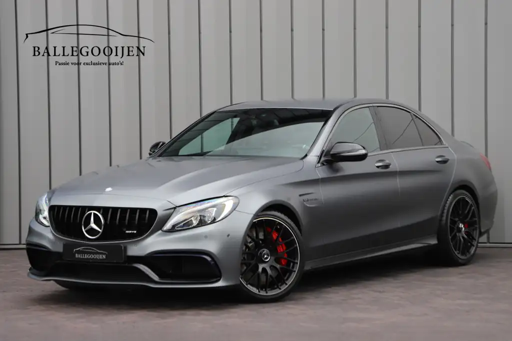 Mercedes-Benz C 63 AMG 2016 из Европы — купить под ключ