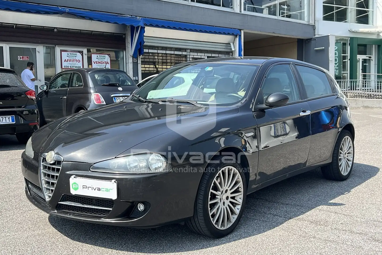 Alfa Romeo 147 147 1.9 JTD (120) 5 porte Progression Nero - 1