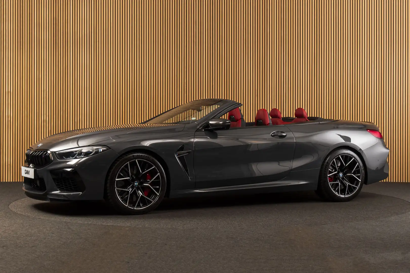 BMW M8 8-serie Competition Gri - 2
