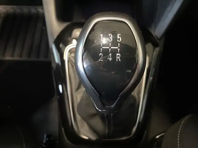 Opel Corsa view 12