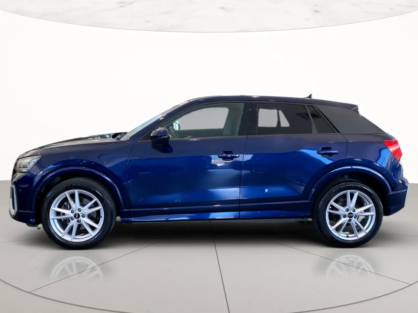 Audi Q2 35 2.0 tdi s line edition s-tronic Blauw - 2