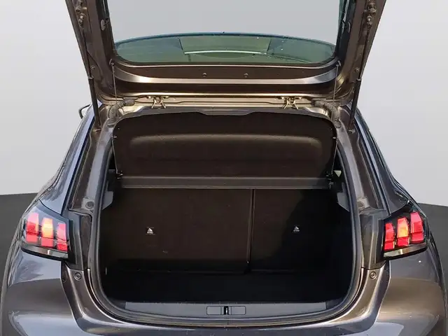 Peugeot 208 view 9