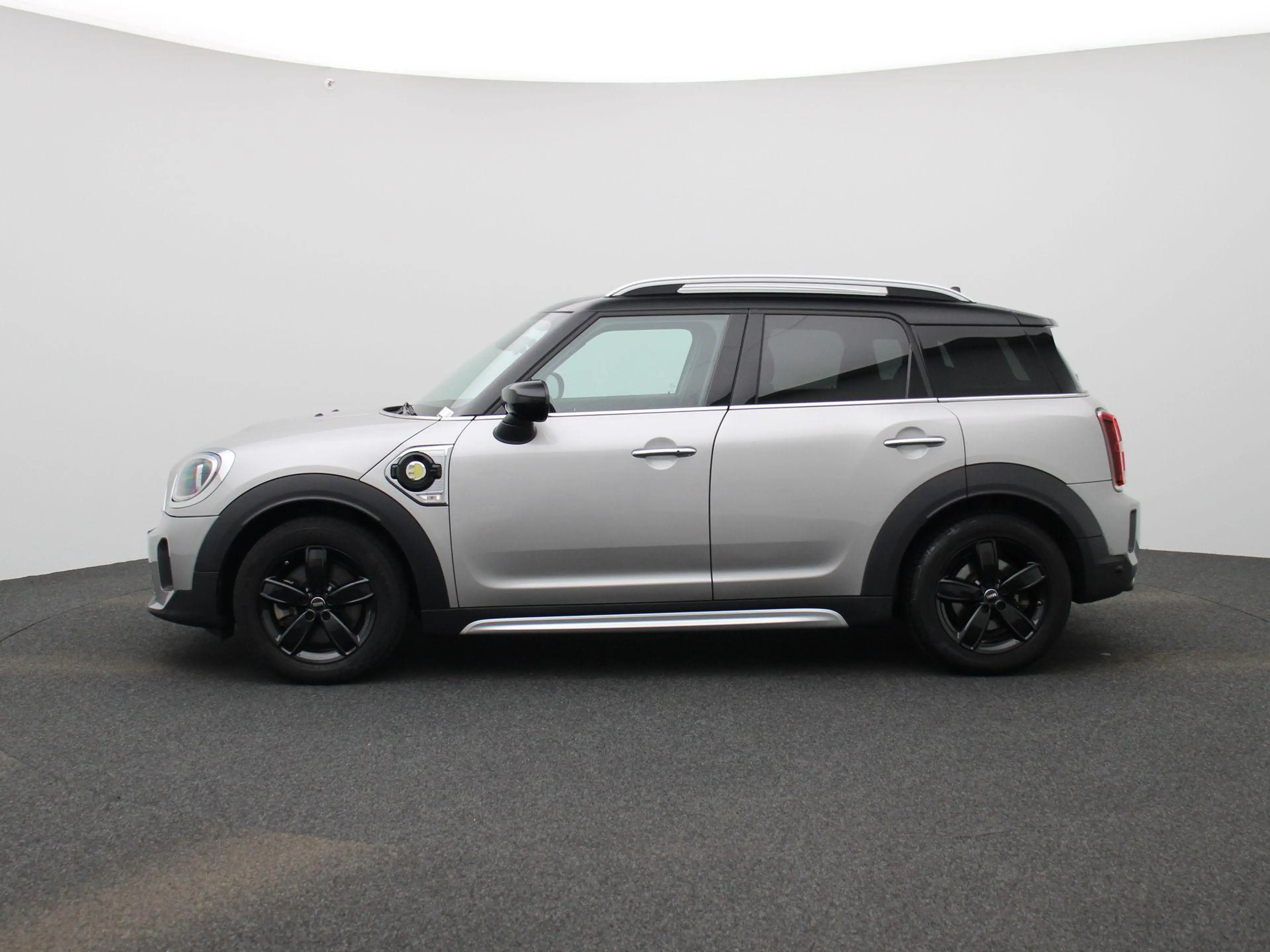MINI Cooper SE Countryman 1.5 ALL4 Classic — photo 4