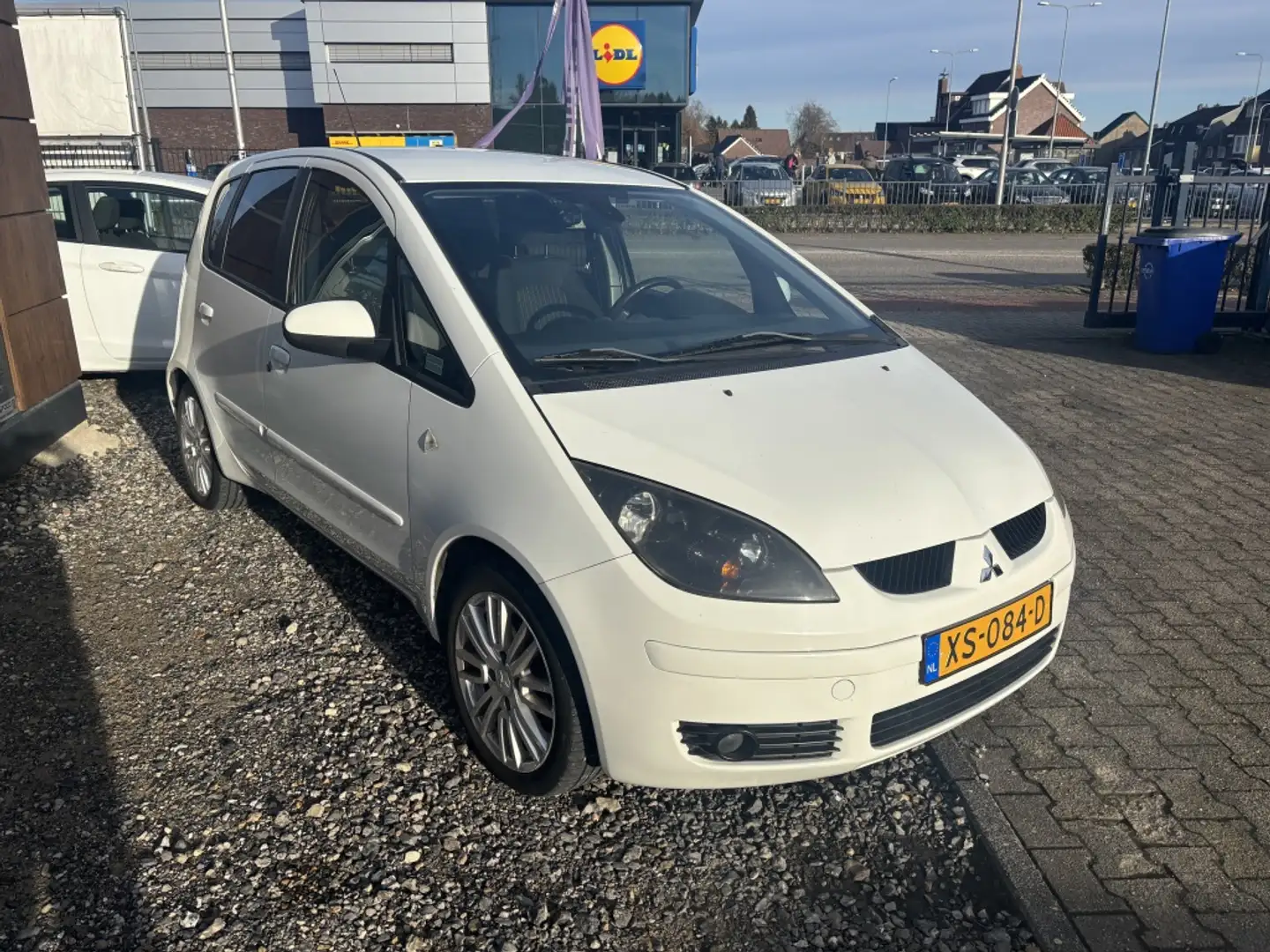 Mitsubishi Colt zeer net 1.3 Inform Cool Pack Weiß - 2