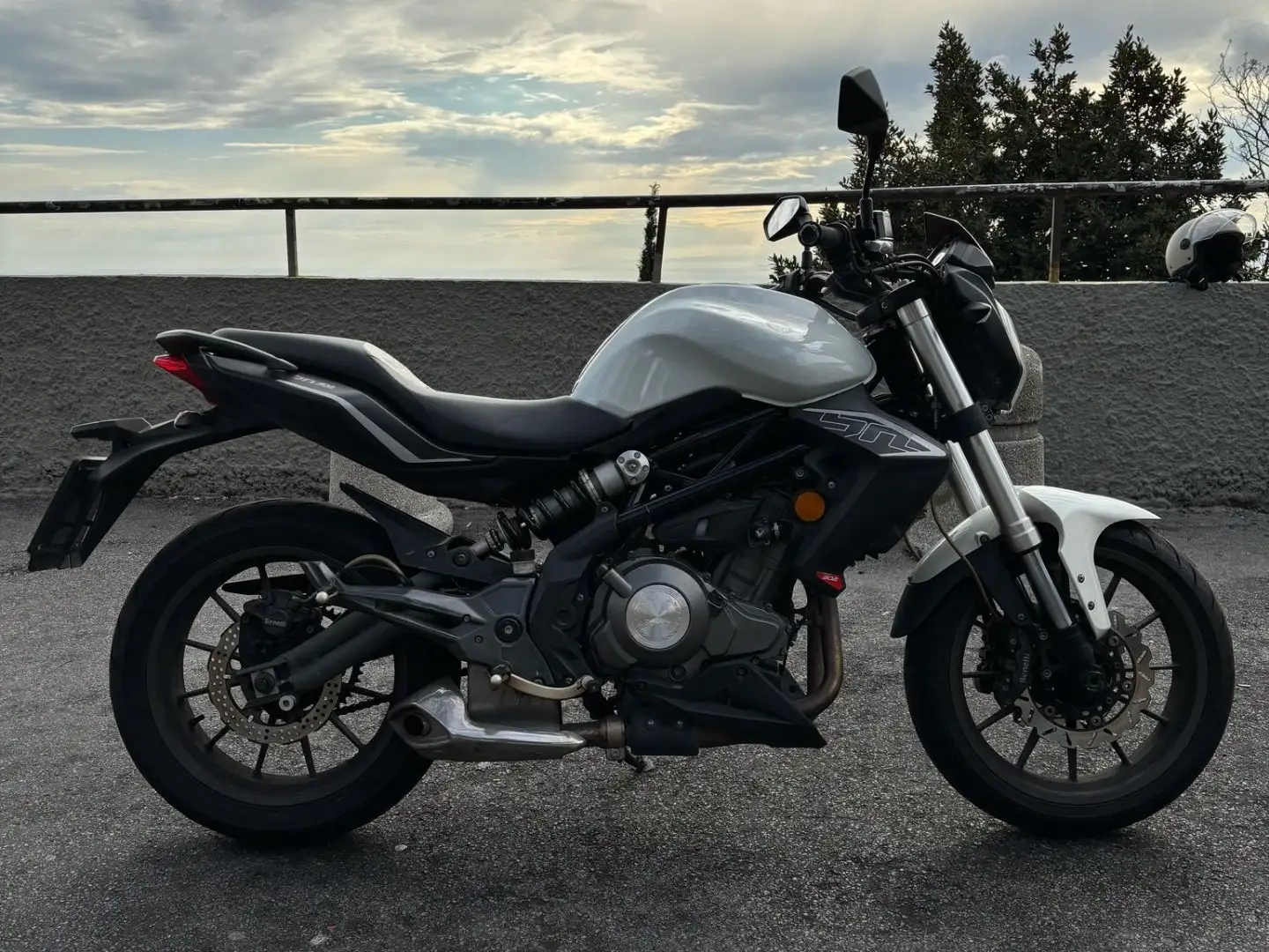 Benelli BN 302 Bianco - 1