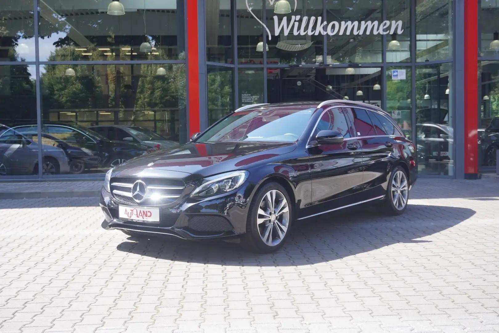 Mercedes-Benz C 220 C220 d T Avantgarde LED Navi SHZ PDC AHK Black - 2