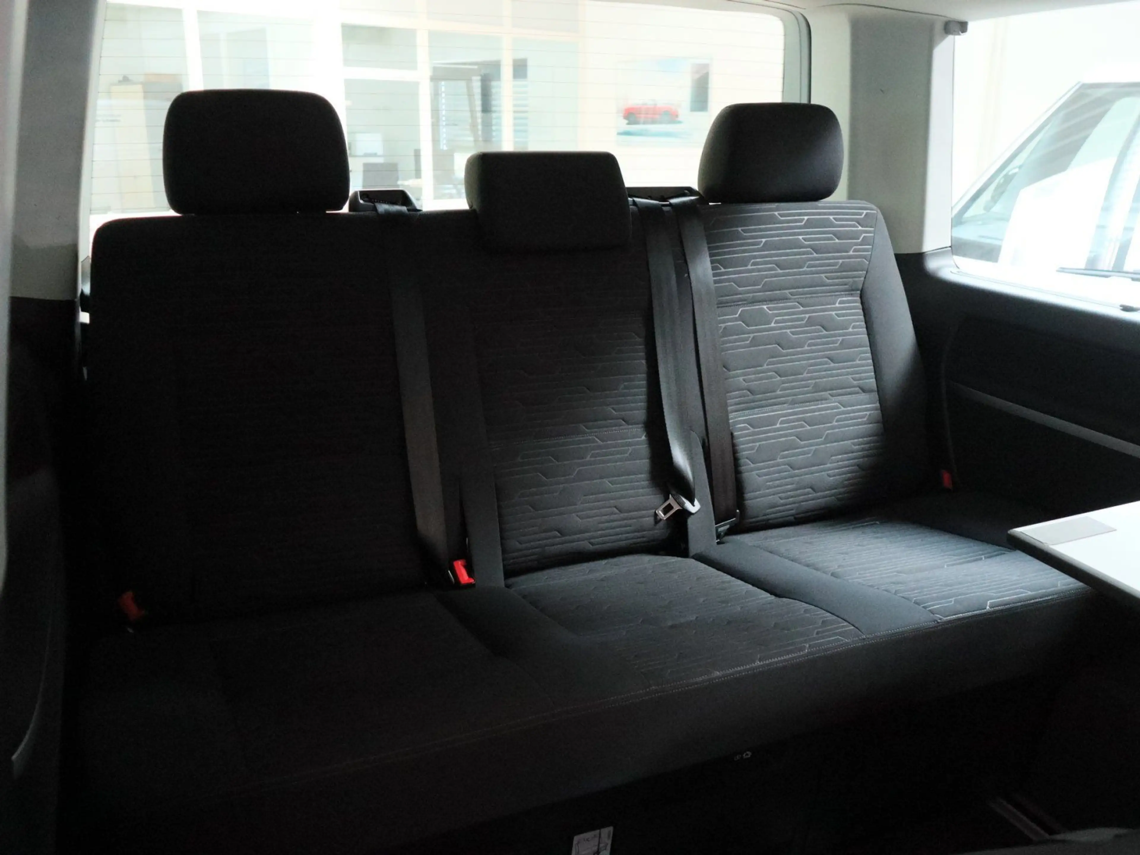Volkswagen T6.1 Multivan 2.0 TDI 4M STHZG Kamera Navi — photo 15