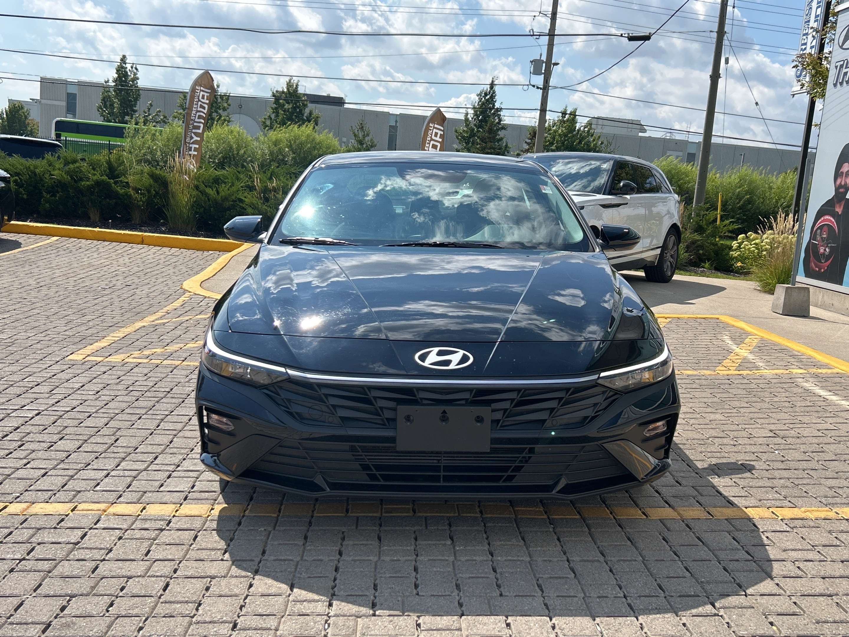 2025 Hyundai Elantra Preferred — снимка 1