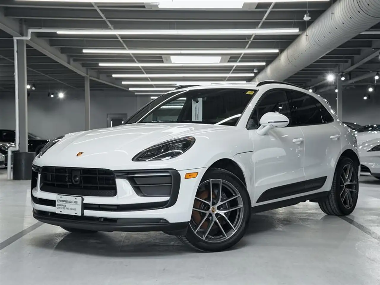 2025 Porsche Macan