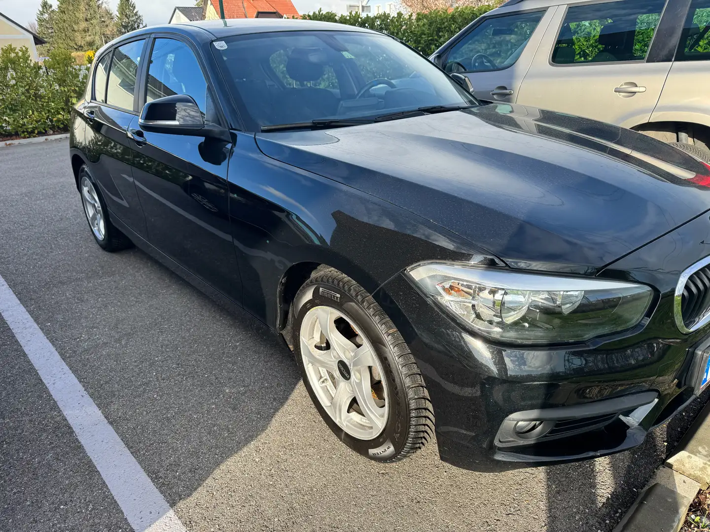 BMW 116 116i Advantage Advantage Schwarz - 1