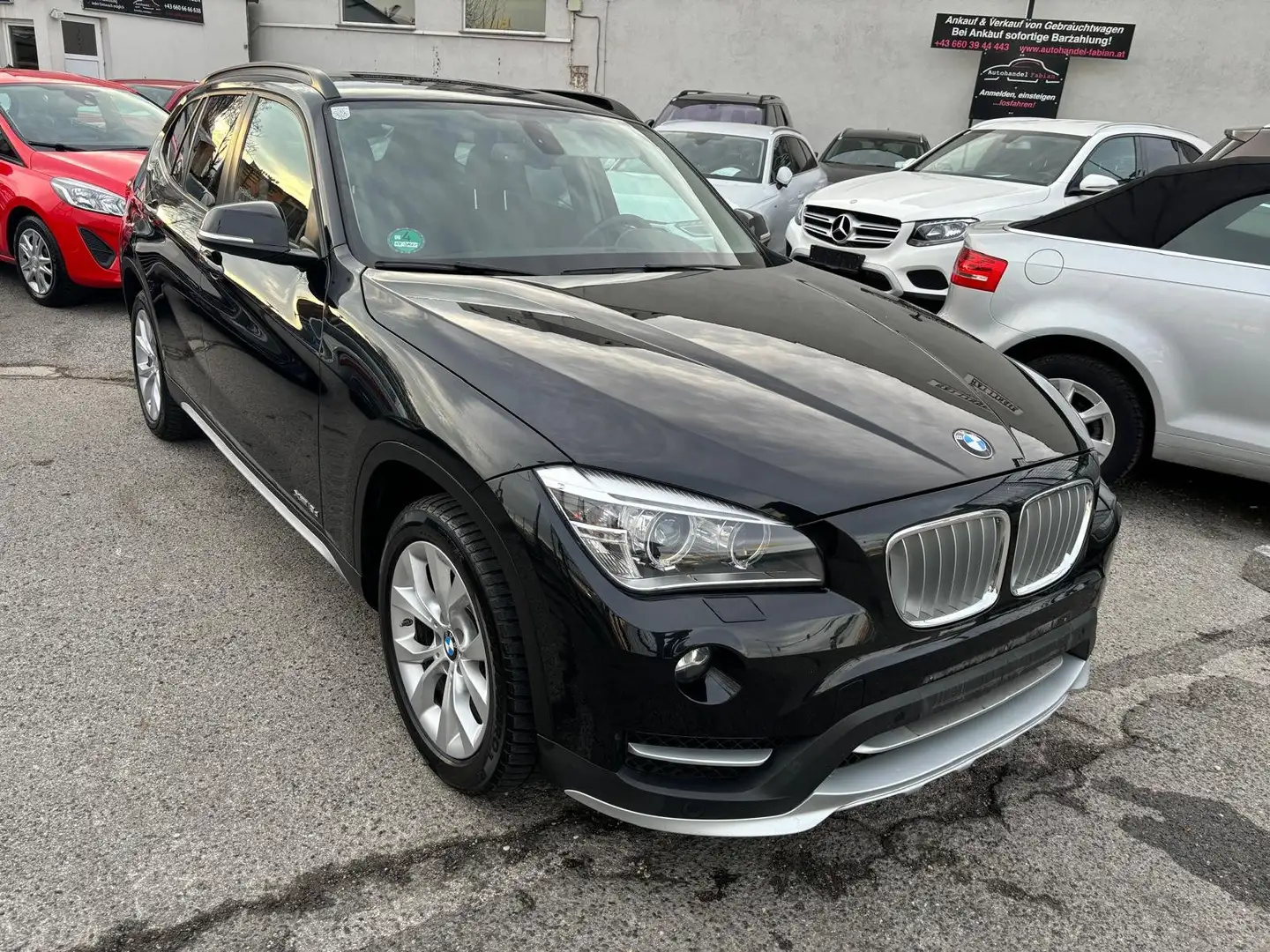 BMW X1 xDrive18d X-Line Autom. PICKERL 06/25 top Ausstatt Negru - 1