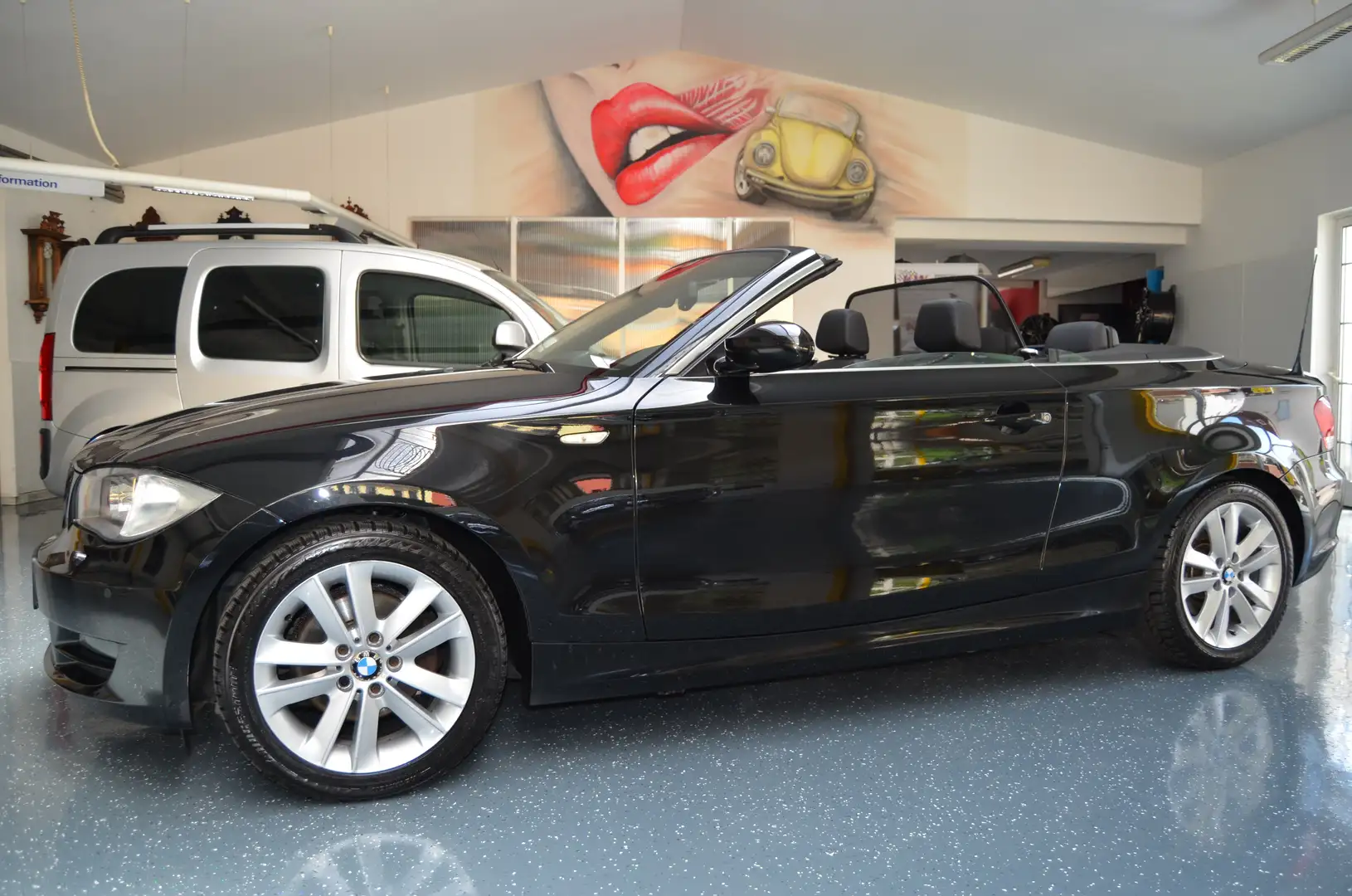 BMW 125 125i V6 Top Cabrio Avantage-Paket Negru - 2