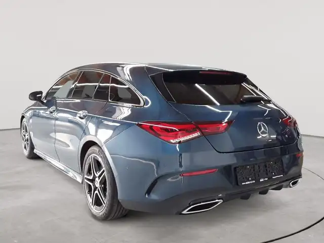 Mercedes-Benz CLA view 5