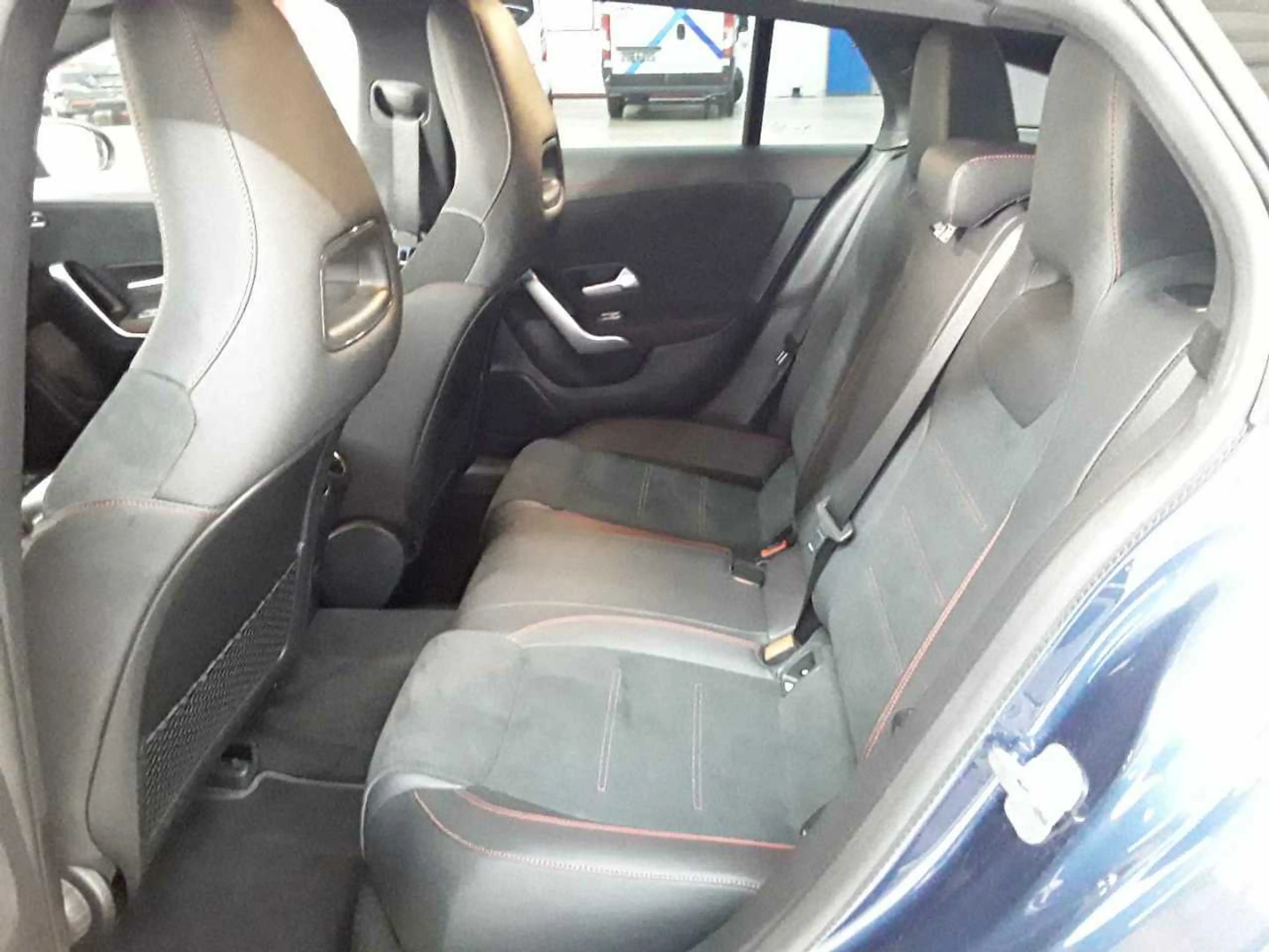 Mercedes-Benz CLA 250 CLA 250 SB 7G-AMG AHK Beam BusiP AssiP — photo 13