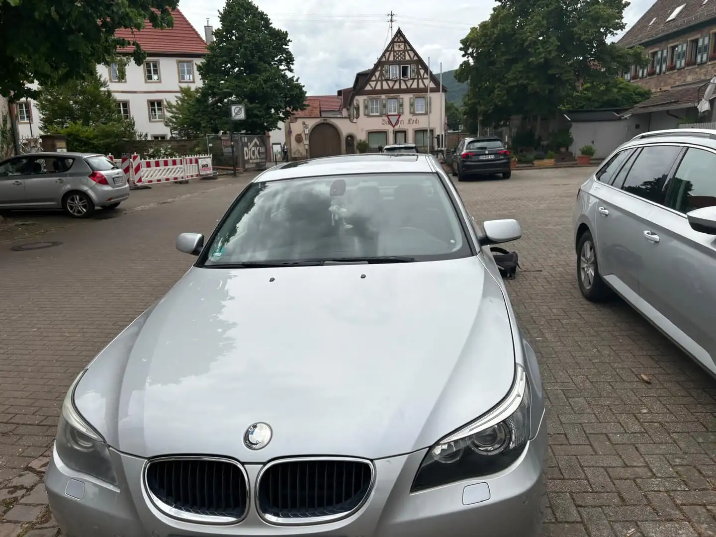 BMW 520 520i Argent - 1