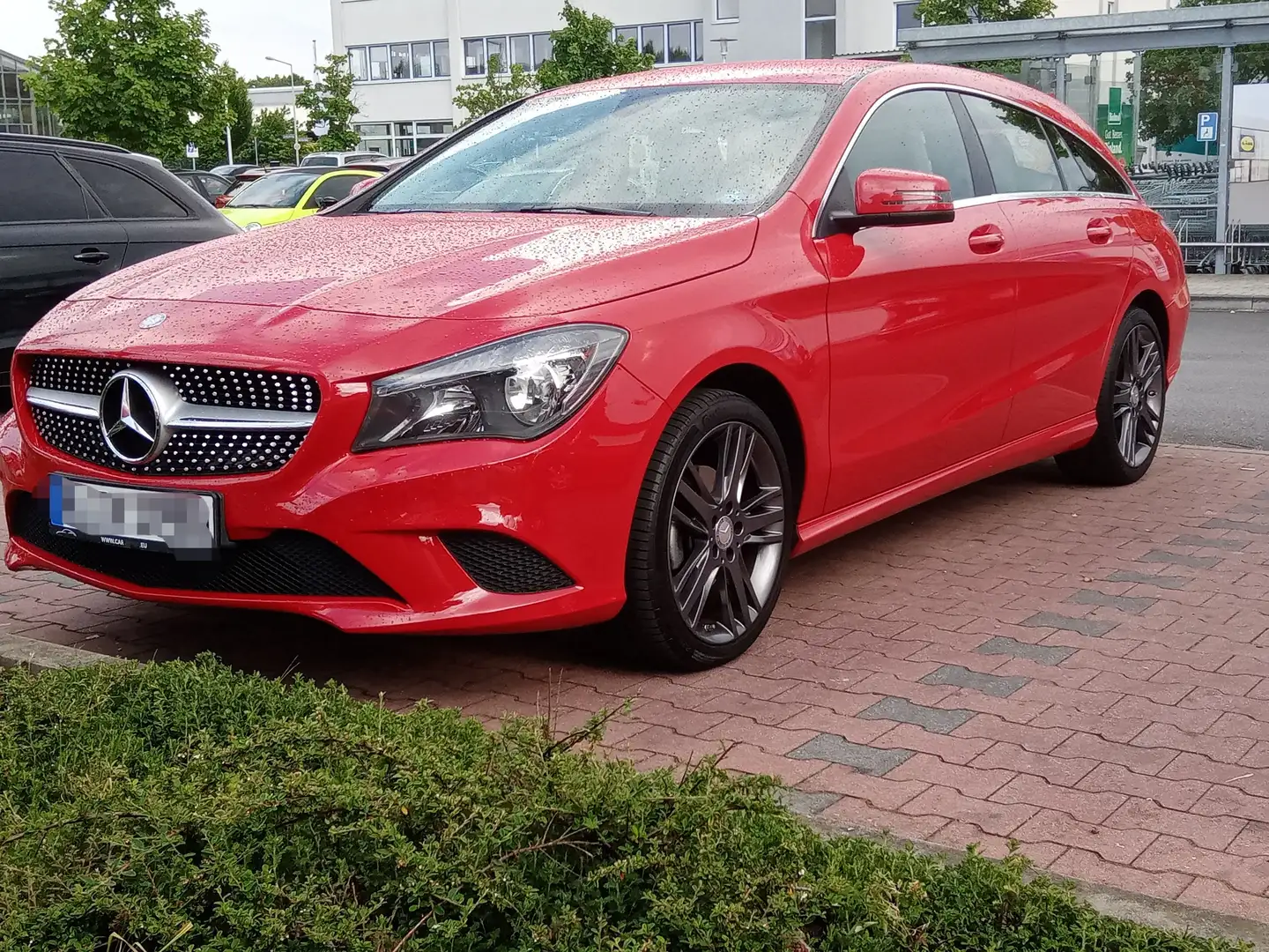 Mercedes-Benz CLA 200 CLA Shooting Brake 200 (CDI) d Roşu - 1