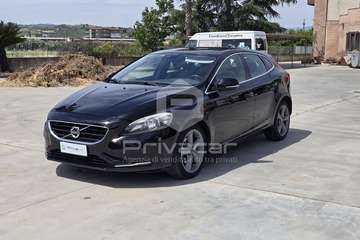 V40 D2 1.6 Summum