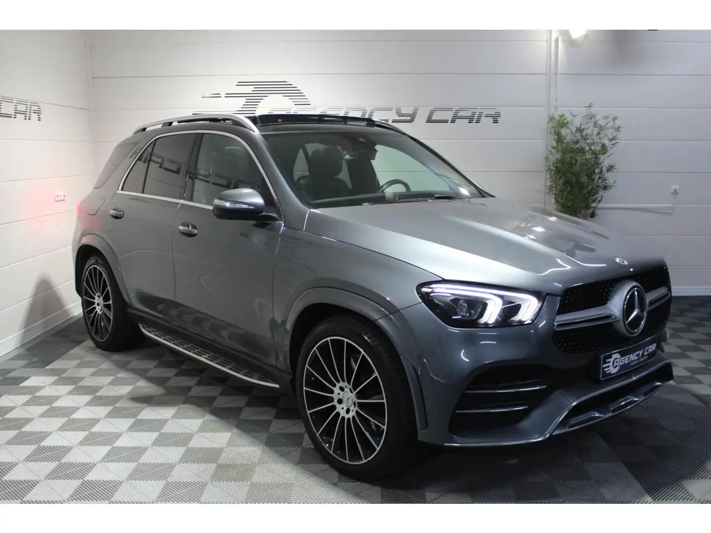 Mercedes-Benz GLE 350 GLE 350de + Hybrid - BVA 9G-Tronic - AMG Line 4-Matic - Full options Gris - 2
