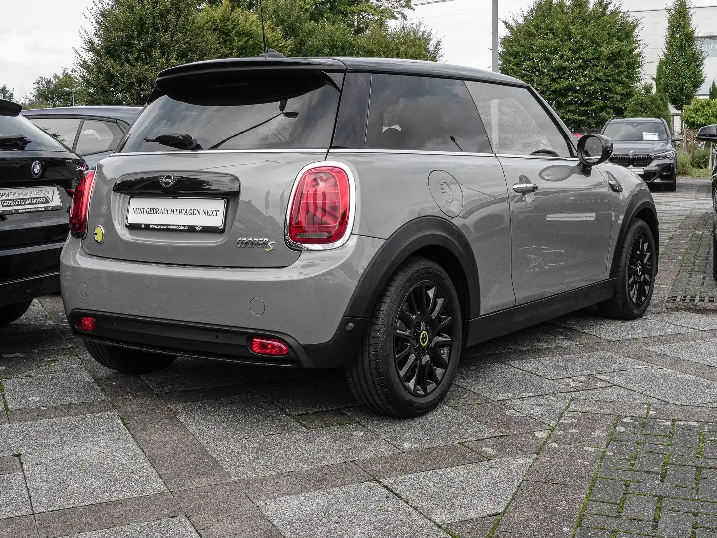 MINI Cooper SE LED ACC KLIMA SIHZ SPORT MULTI VISUAL BOOST DAB Gris - 2
