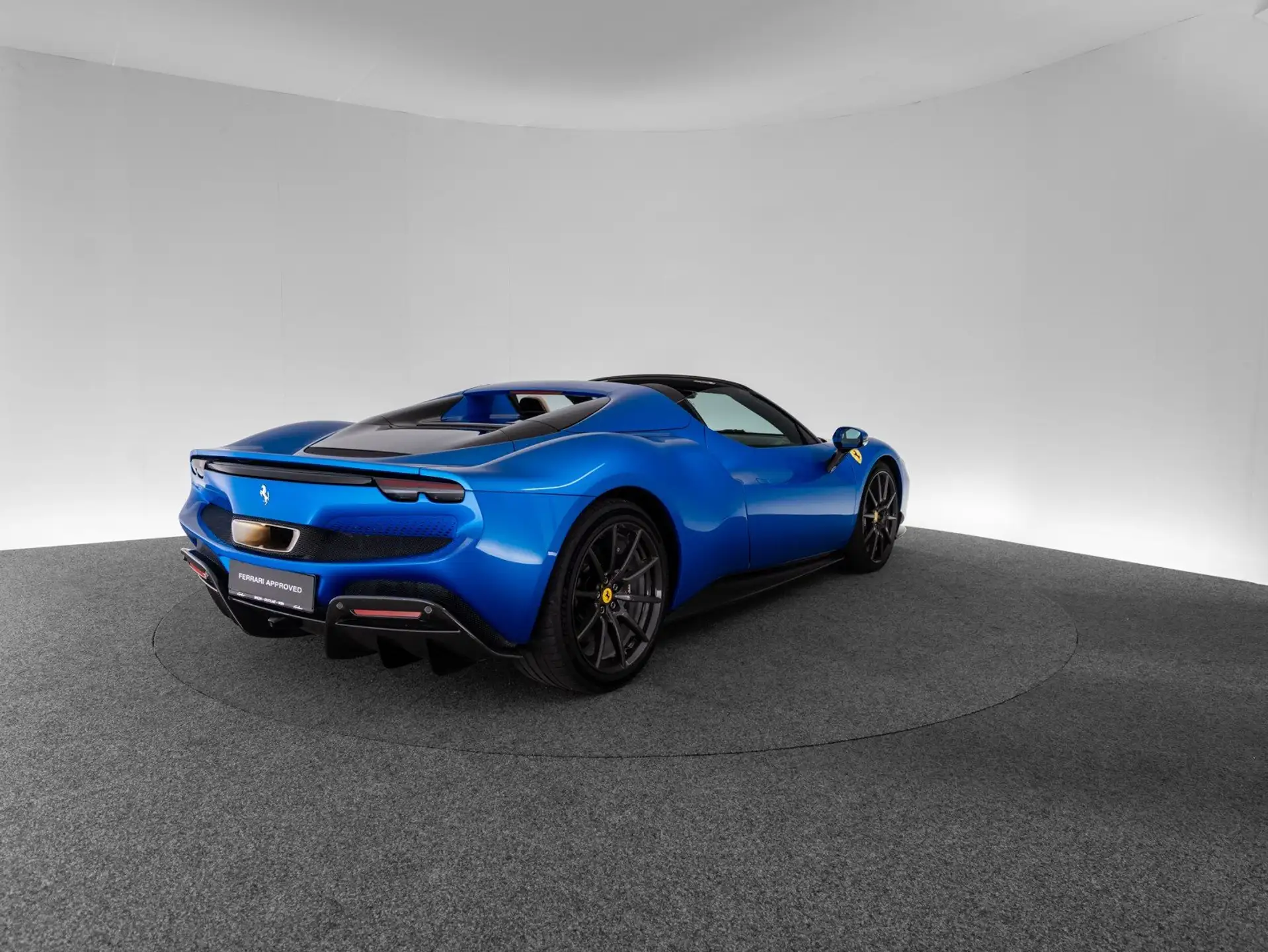 페라리 296 GTS 2024 파랑 사진 5