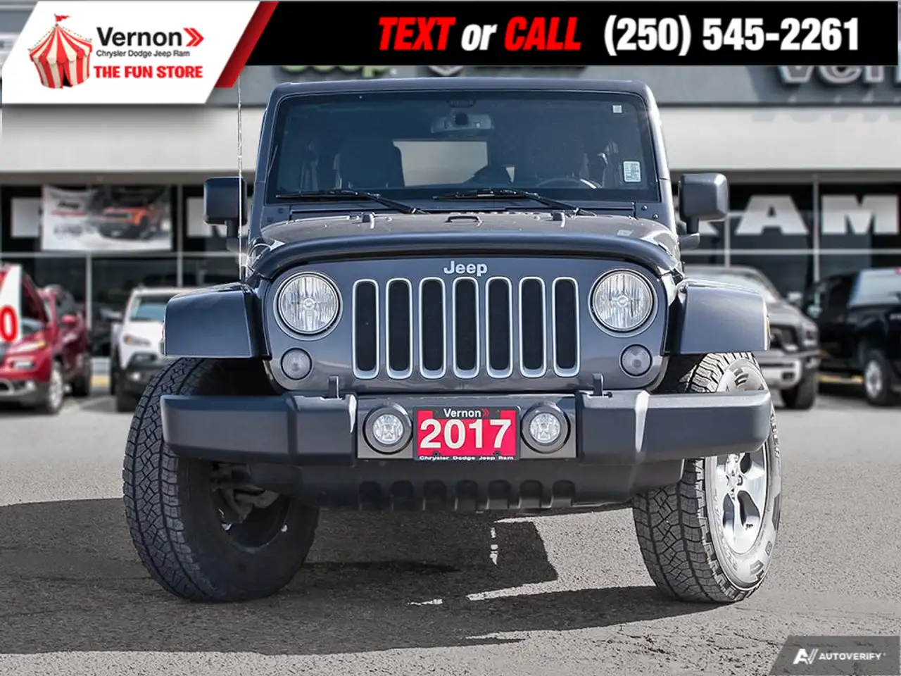 Jeep Wrangler photo Jeep Wrangler