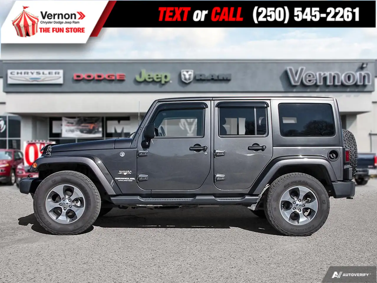 Jeep Wrangler photo Jeep Wrangler