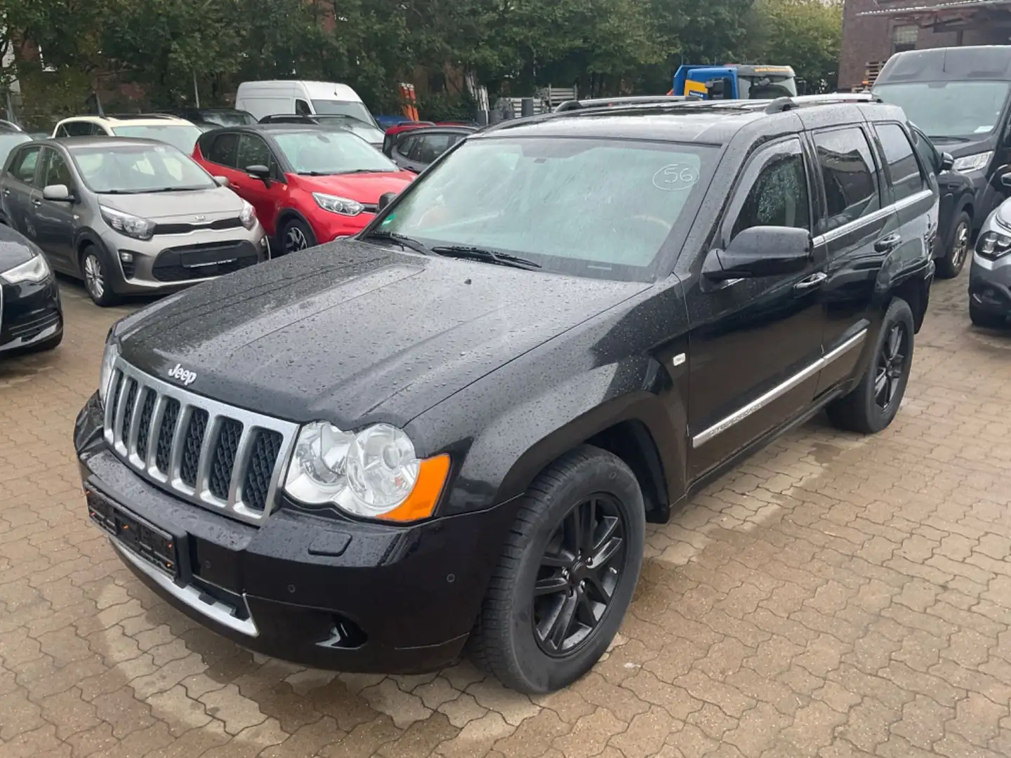 Jeep Grand Cherokee 3.0 CRD Overland TÜV 07.2027 Schwarz - 1