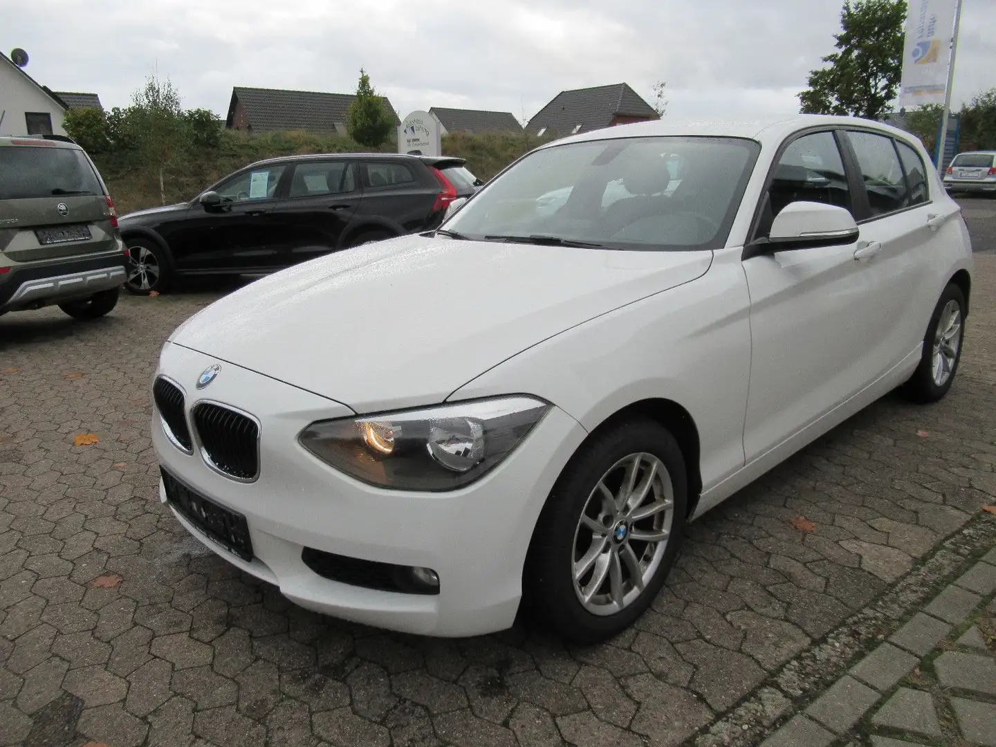BMW 118 Baureihe 1 Lim. 5-trg. 118 d Weiß - 1