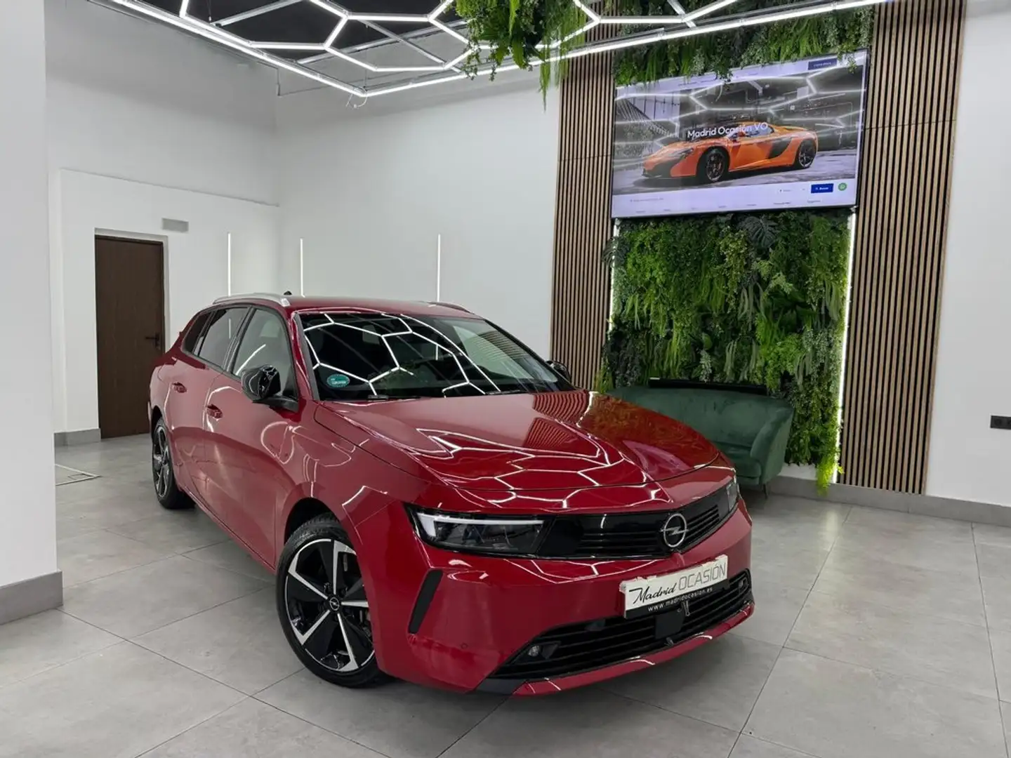 Opel 1.6T Plug-in Hybrid 132kW (180CV) GS Aut Rouge - 1