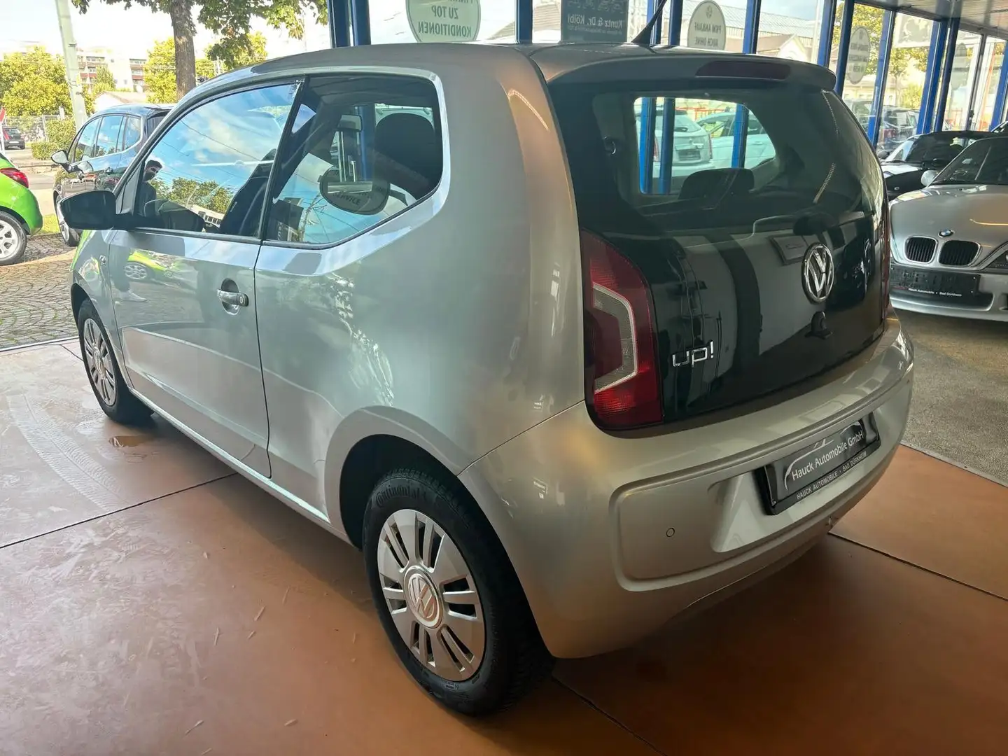Volkswagen up! move up! /Autom./2.Hd/Temp,/Allwetter Grau - 2